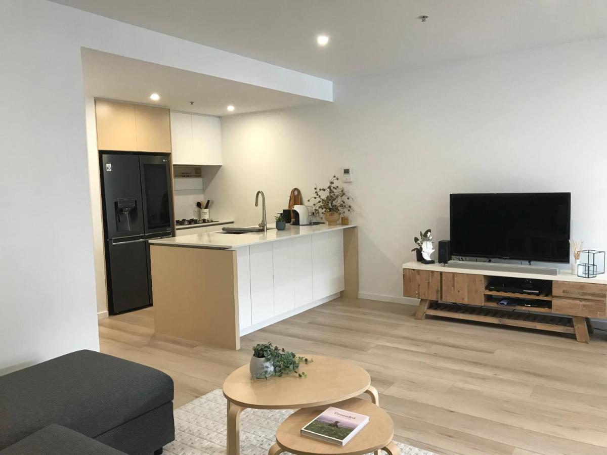 In The Heart Of Port Melbourne Apartamento Exterior foto