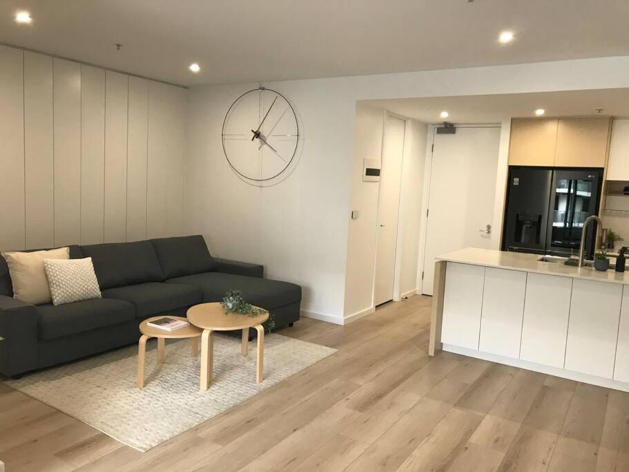 In The Heart Of Port Melbourne Apartamento Exterior foto