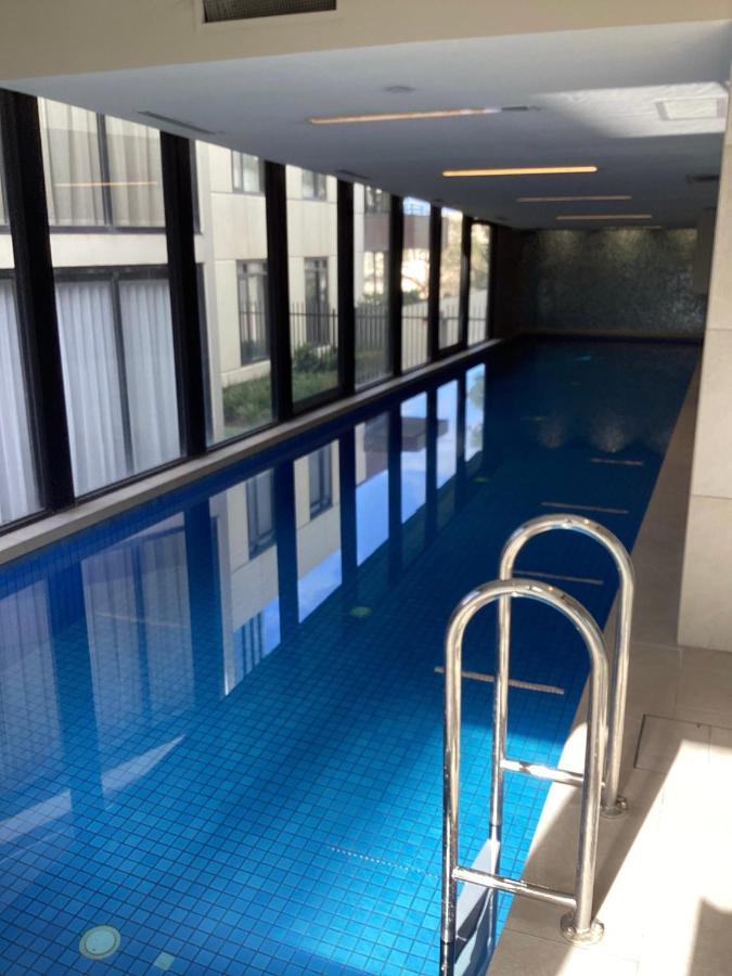 In The Heart Of Port Melbourne Apartamento Exterior foto