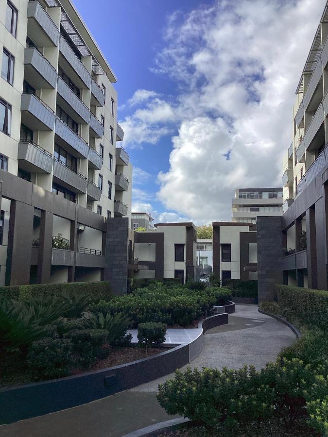 In The Heart Of Port Melbourne Apartamento Exterior foto