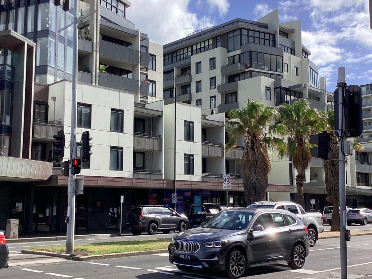 In The Heart Of Port Melbourne Apartamento Exterior foto