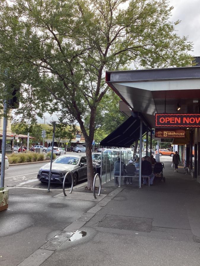 In The Heart Of Port Melbourne Apartamento Exterior foto